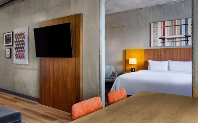 The Loom Hotel, Tapestry Collection by Hilton