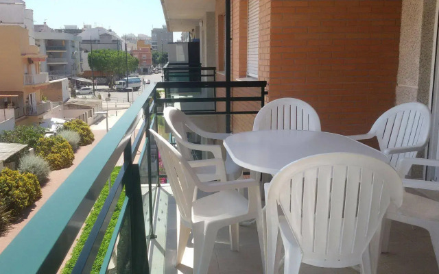 Apartamentos Gandía Universidad 3000