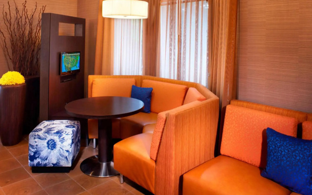 Courtyard by Marriott Cleveland Independence