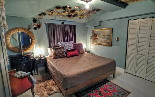 The Captain's Quarters