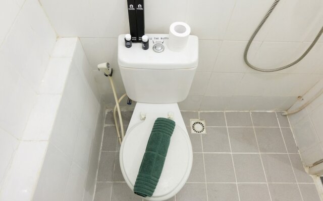 Comfortable 2BR Apartment at Gading Nias Residence