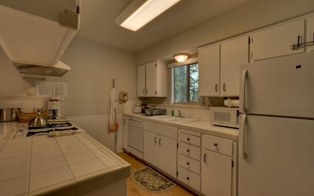 1200 Wildwood Unit 16