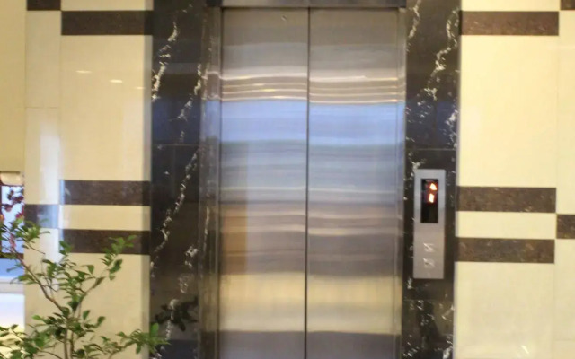 Anggrek Shopping Hotel