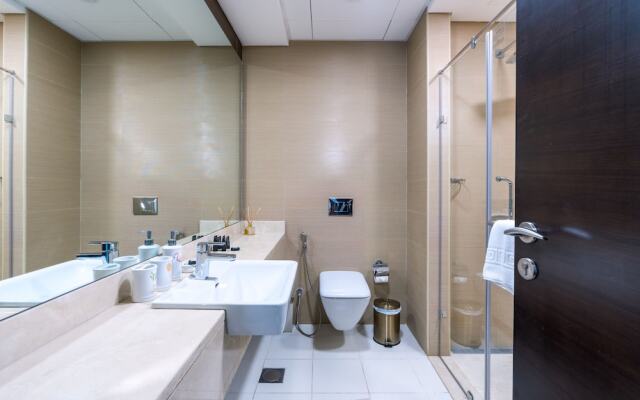 Stunning 1B Apartment With Balcony in Dubai Marina