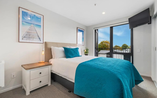 Barbadoes Beauty - Christchurch Holiday Apartment