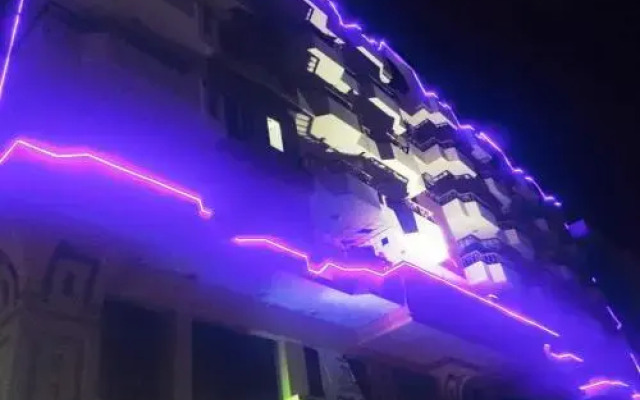 Paradise Hill Apartments