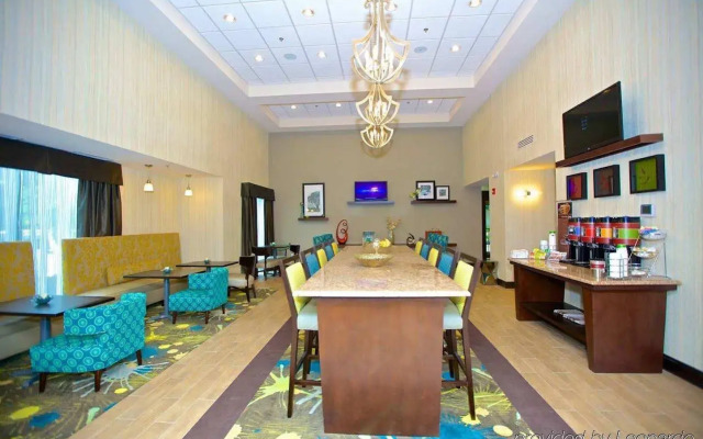 Hampton Inn & Suites Adairsville-Calhoun Area