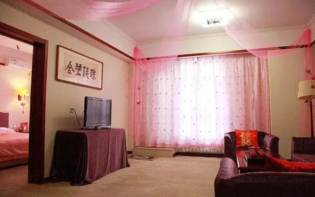 China Electronics Huajing Business Hotel