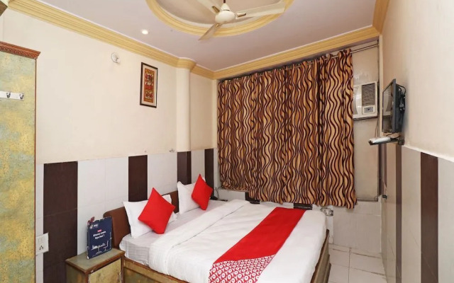 Hotel Golden Bangla by OYO Rooms