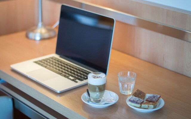 Maran Suites & Towers - Hotel & Spa