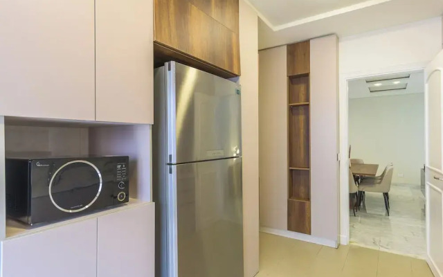 Crest - 3 Bedroom Apartment in Hamra