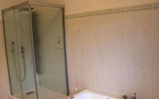 Luxe Villa With Pool in Lorgues