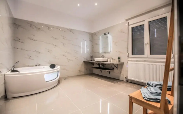 Terra di Meteora Suites 1
