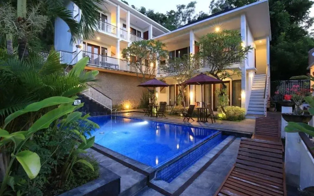 Dewi Villa Padangbai Hotel