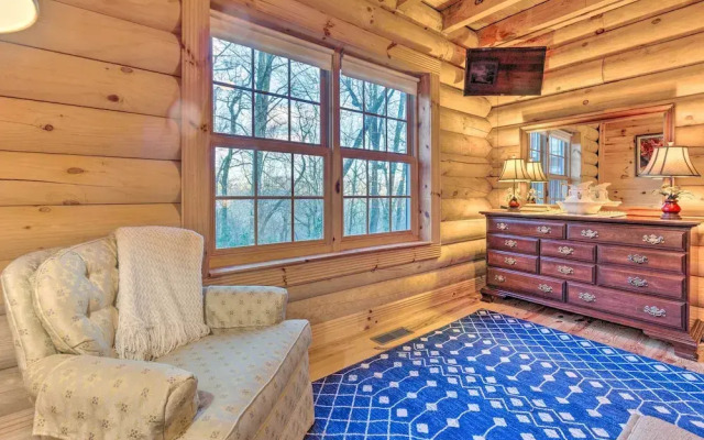 Wraparound Deck: Linville Mountain Cabin