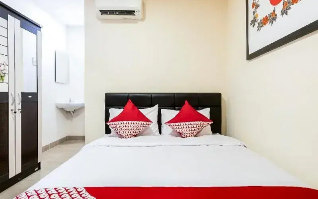 Oyo 786 Sutomo Guest House