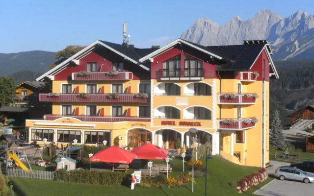 Sonneck Hotel -  Restaurant