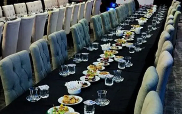 Kanyonvadi Hotel