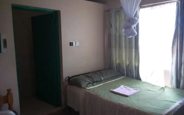 Canan Guest House