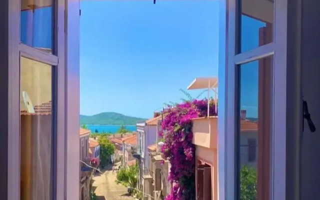 Cunda Bebekli Pansiyon