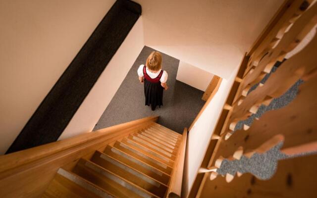 Ansitz Wirtsgut - Familienappartements in den Bergen