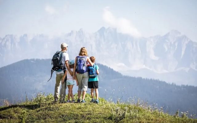 Cosy Chalet With Sauna