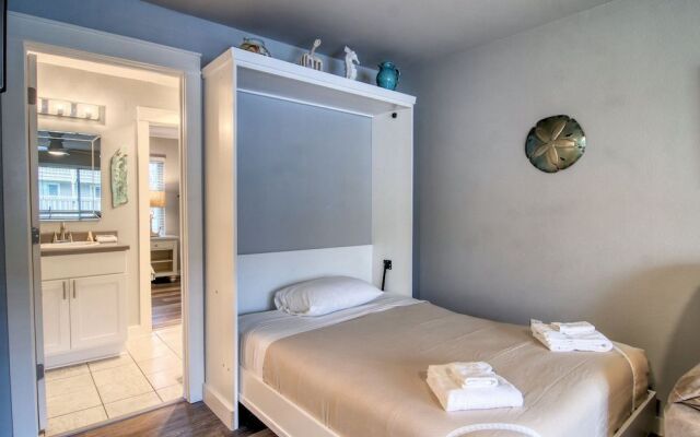 Courtyard #106 - 1 Br Condo