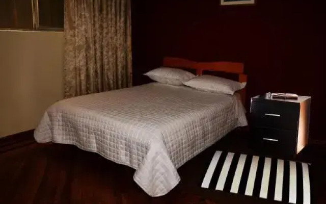 Hostal Los Álamos
