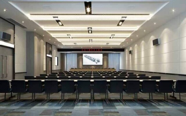 Shuangfa Hotel (Chengdu East Station)