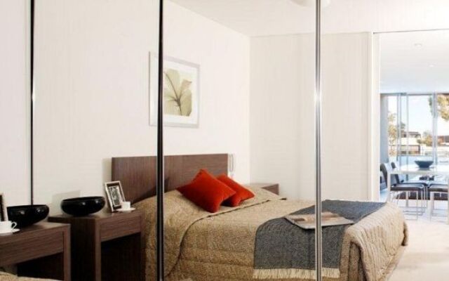 Wyndel Apartments - Clarke Street