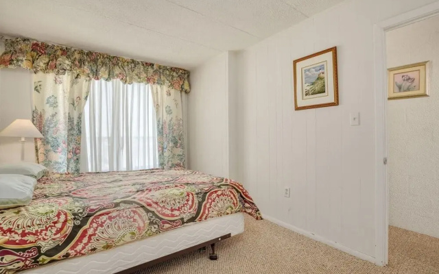 Polynesian 502 1 Bedroom Condo by RedAwning
