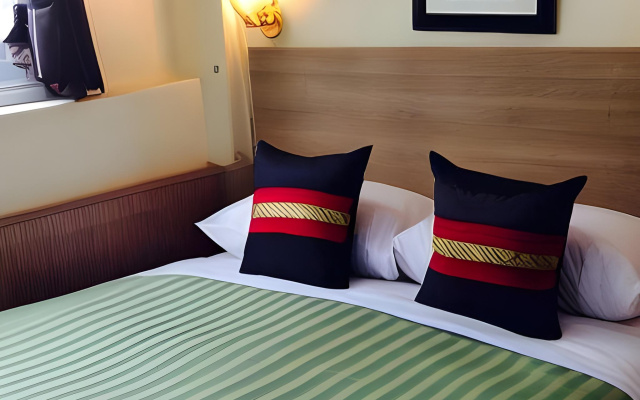 Sukhumvit 20 Guest House