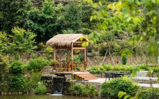 JiangShen Grass Pavilion