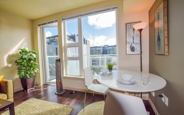 Capitol Hill Suites by Luxe Hubs