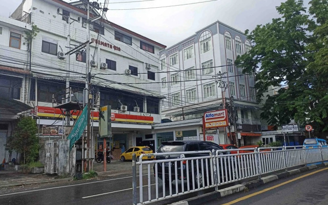 RedDoorz near Sam Ratulangi Manado