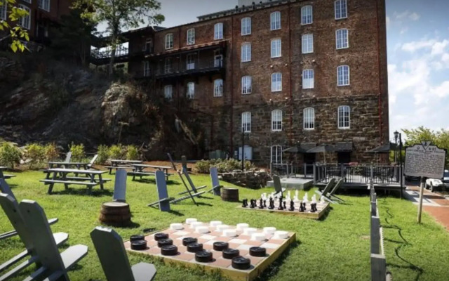 Craddock Terry Hotel, Lynchburg, a Tribute Portfolio Hotel