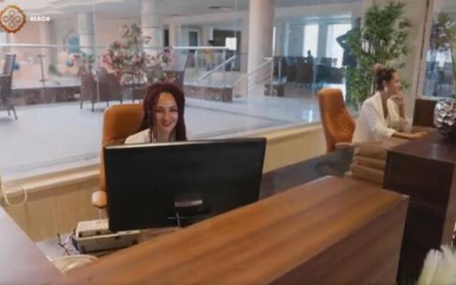 Chalet No. 402 Casblanca Beach Resort