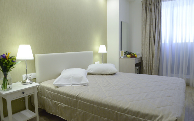 Phidias Hotel