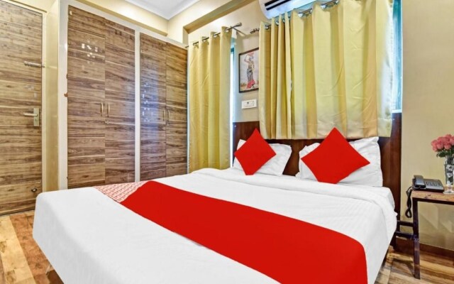 Oyo 84809  Mahalaxmi Guest House
