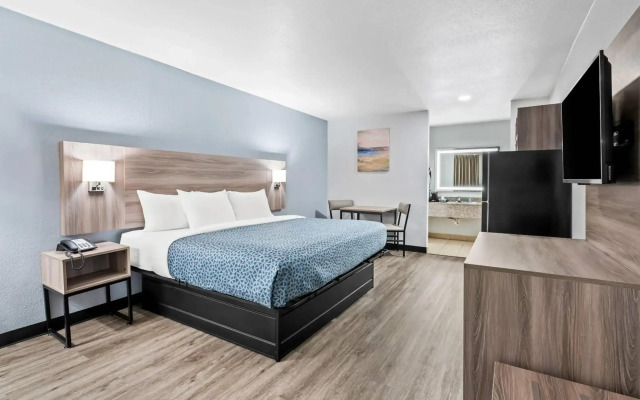 Travelodge by Wyndham New Orleans West Harvey Hotel