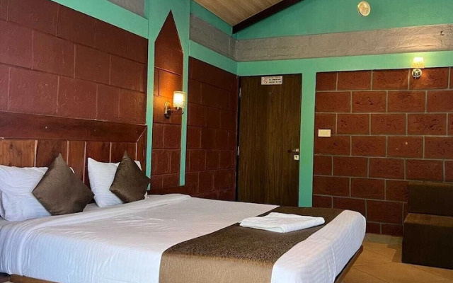 Royal Stone Resort