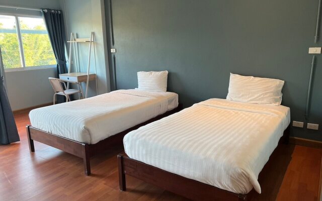 A Hotel Cozy