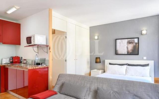 Almada Apartments 468