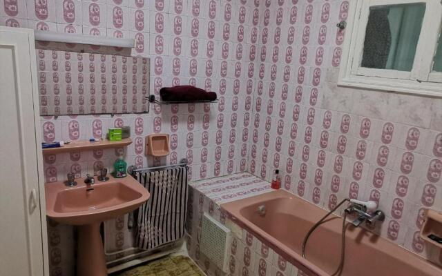 Superbe appartement S+3 spacieux chez Ahmed