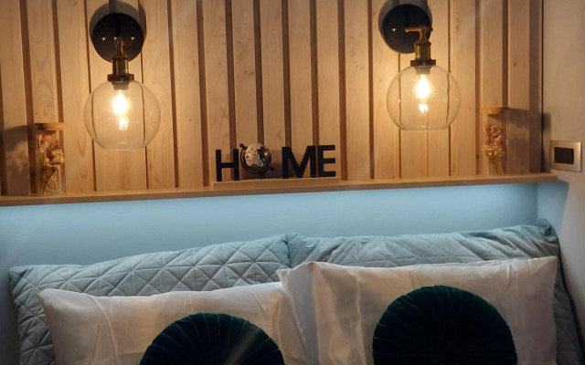 Modern&Private,Main Square-4Min Walk,Chic Apt 2