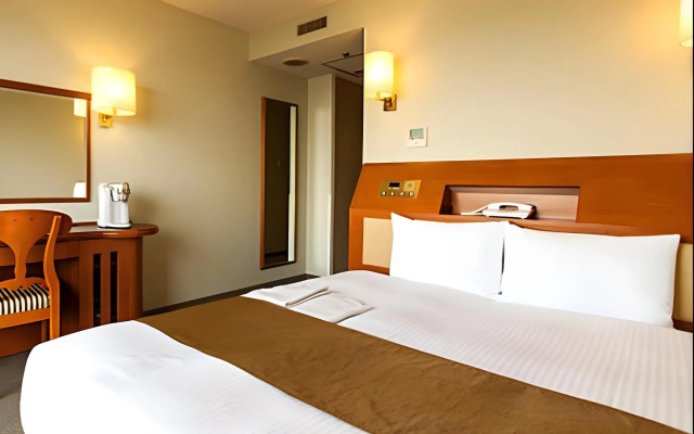 Star Hotel Yokohama – Guest Rooms – Yokohama