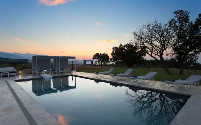 Villa O2 - With Private Heated Pool