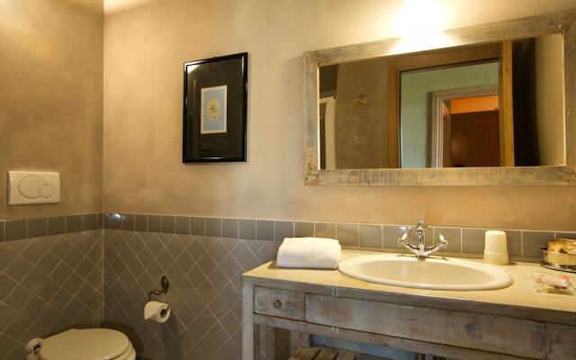 Tuscan Stay w/ Jacuzzi