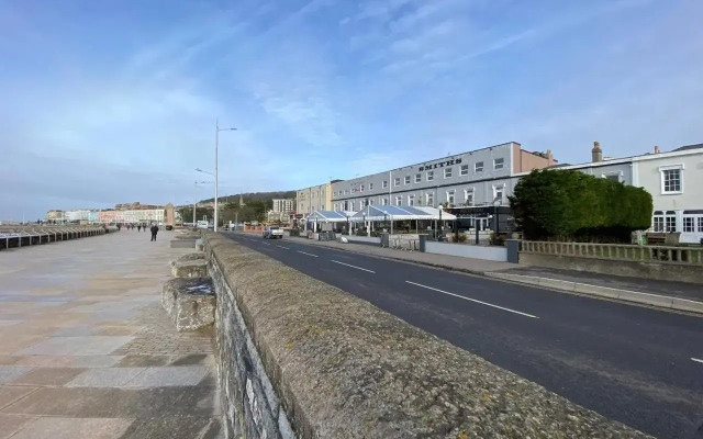 Westons Hideaway, 2 Bed, 6 mins walk to beach