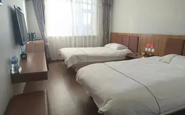Dongtai Hotel